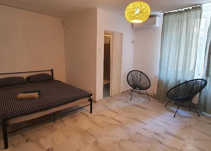 Apartment Cozy Spacious Studio Bucharest